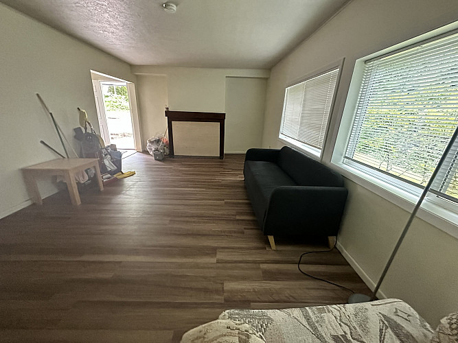 10025- Living Room 3
