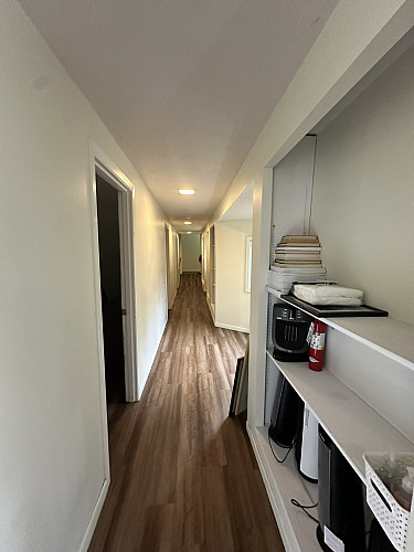10025- hallway to bedrooms 2, 3, and 4