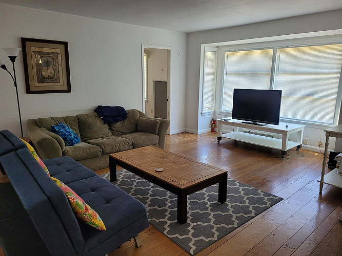 9919- Living room -1