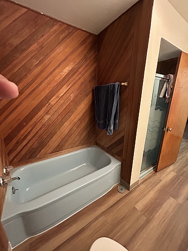 425 - Floor 1 Bathroom-1