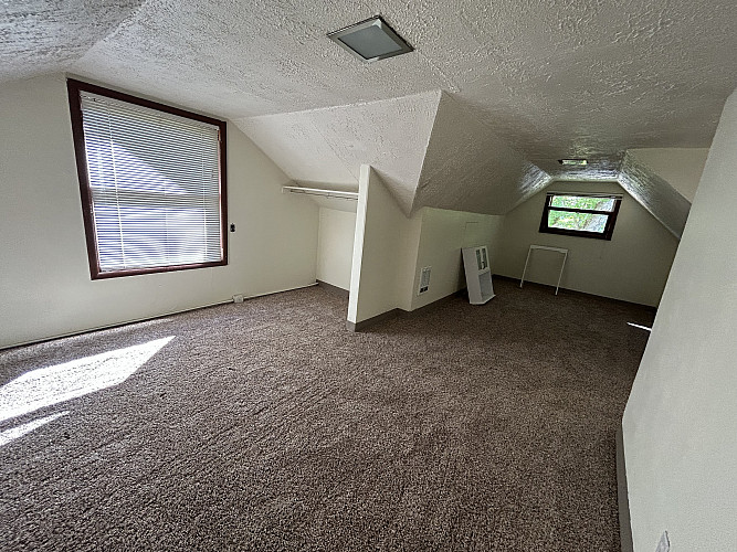 425-Bedroom# 4-3