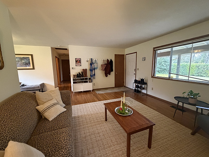 10300 Living room 5