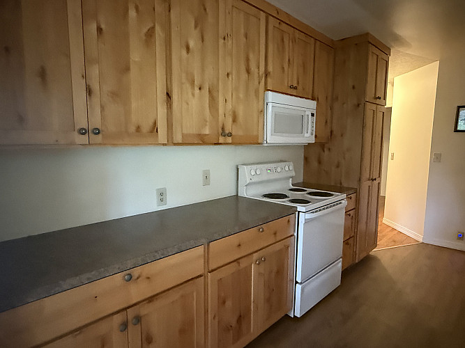 10514 Kitchen 1