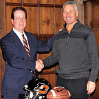 President Barry Glassner and Jay Locey
