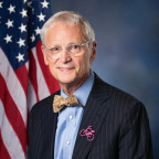 Earl Blumenauer BA '70, JD '76