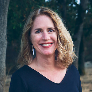 Jennifer Kerns BA '90