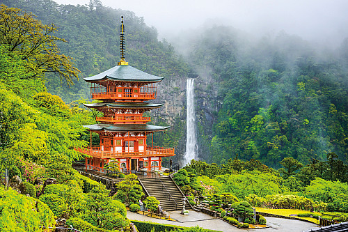 A view of the pagoda at Seiganto Temple and the Nachi falls, Wakayama Prefecture, Japan.