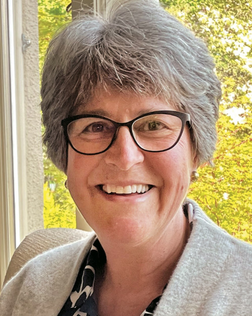 Jenny MacNichol BA '78