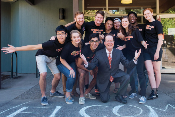 President Barry Glassner (center)--along with Copeland's resident advisor staff and area director--greeted new students during move-in da...