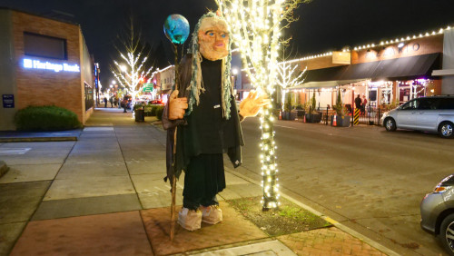 Mary Andrus (in Mother Earth costume), co-chair of Art for Social Change.