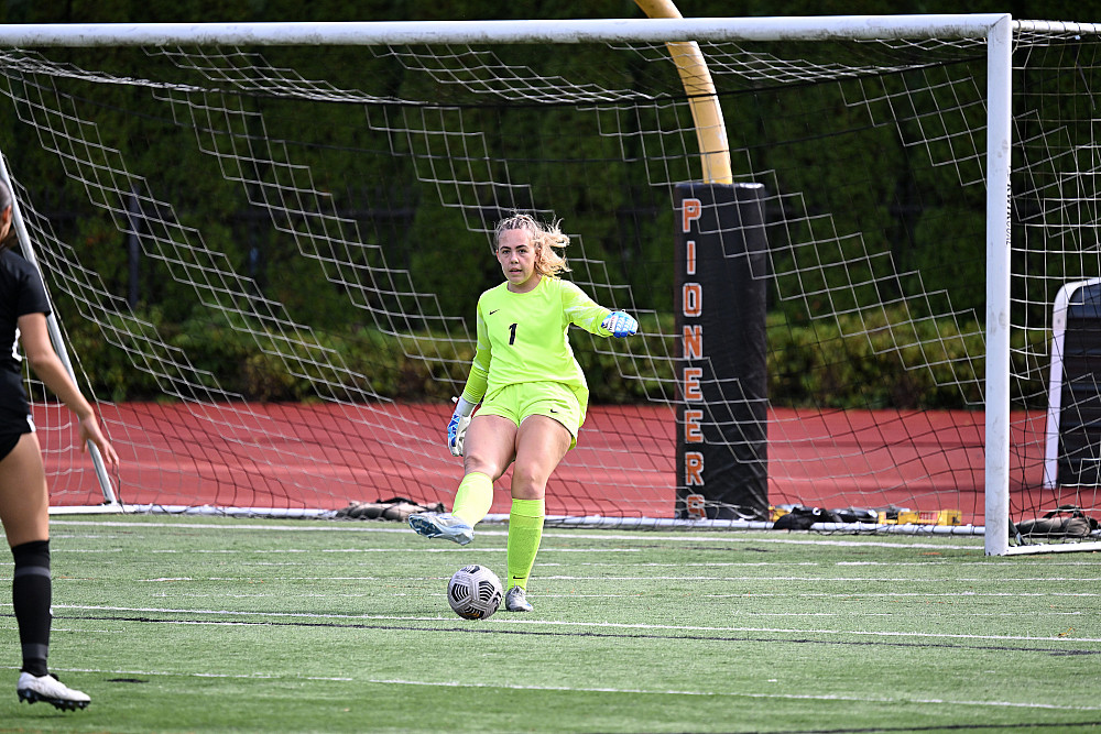They believe in you here. They want to push you and help you become better. -Anna Ingadottir BA '26