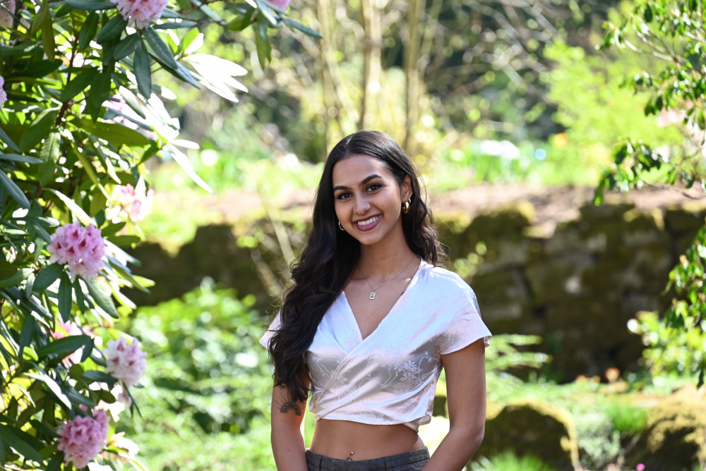 Portrait of Shalini Hanstad BA '22