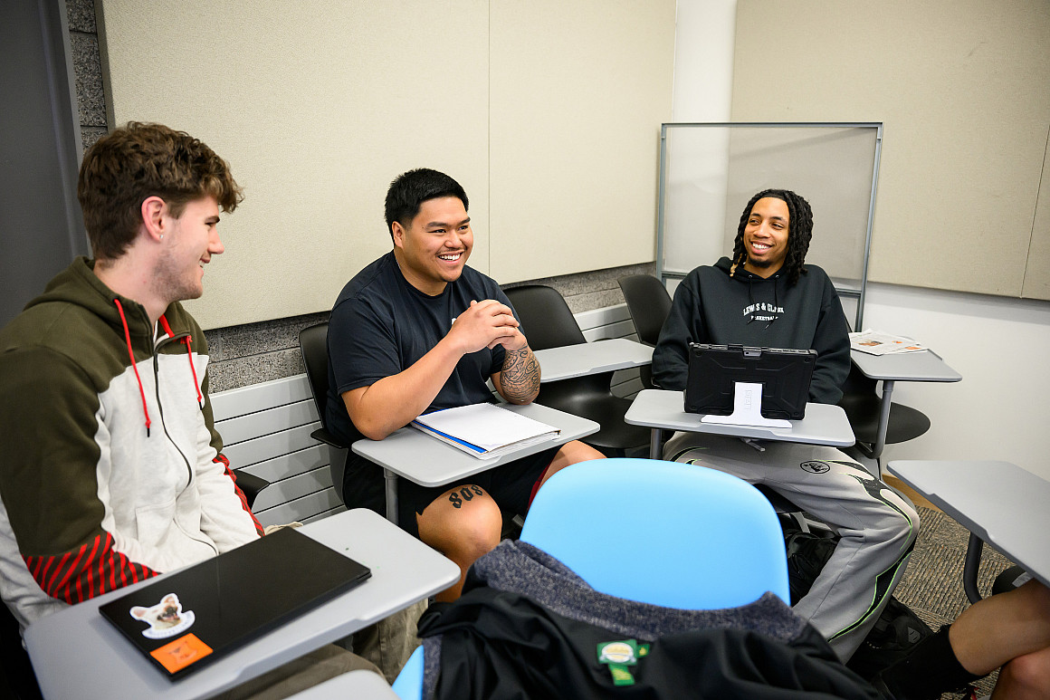 Participants listen to group member stories and experiences. Responses by participants will inform the Oregon DEQ's water quality policies.