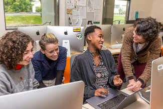 Geologist Liz Safran with students on the project team.