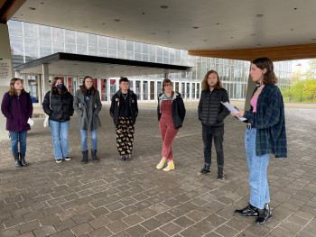 Kate Mermin BA '25, Mia Syren BA '24 , Elizabeth Huntley BA '25, Kyra Niehus-Staab BA '24, Ella Gouran BA '25, Paul Frederickson BA '22, ...