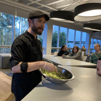 Cooking demonstration for students by Lewis & Clark's Executive Chef Michael Palmer.