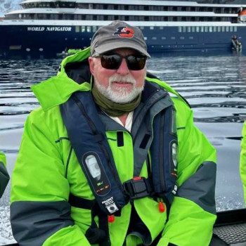 Professor of Biology Ken Clifton